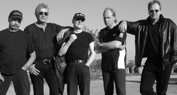 CREW_Bandfoto_06.2.jpg